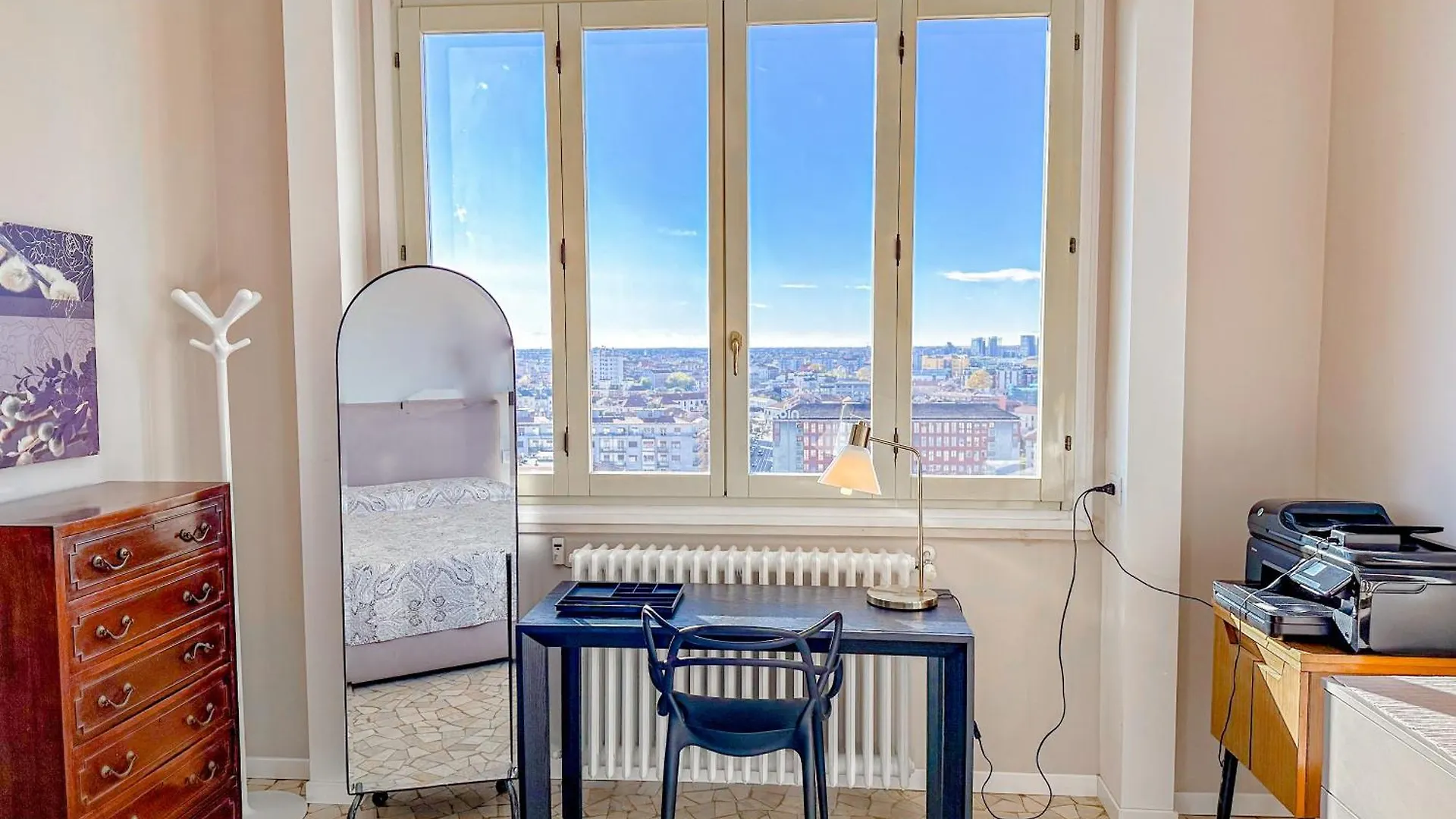 Apartment Ariberto Suite Panoramica - 13 Piano - 8 Min Da Duomo Milan Italy
